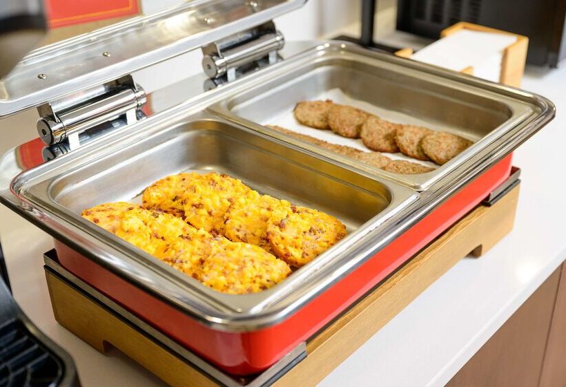 Отель Hampton Inn Oak Ridge Knoxville