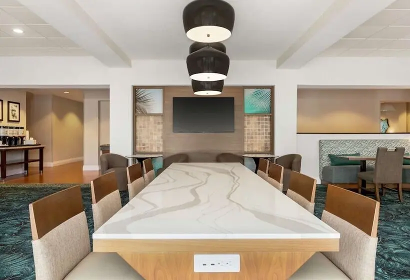 ホテル Hampton Inn Pembroke Pines