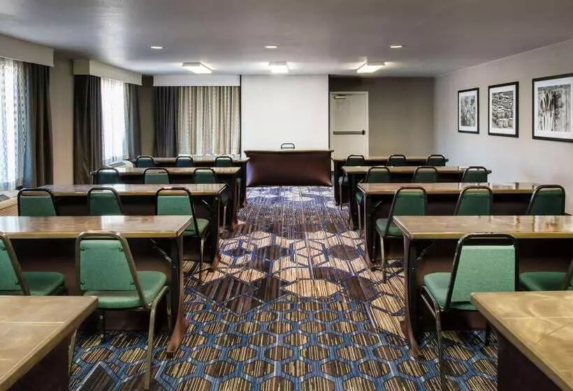 酒店 Hampton Inn Phoenix Airport North