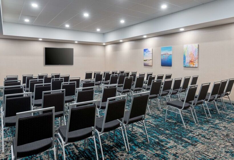 ホテル Hampton Inn Salisbury