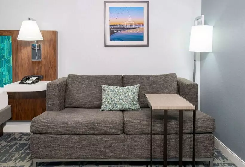 هتل Hampton Inn Salisbury