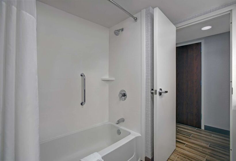 فندق Hampton Inn Salisbury