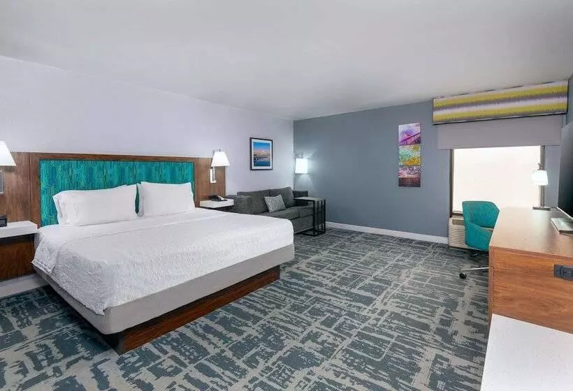 هتل Hampton Inn Salisbury