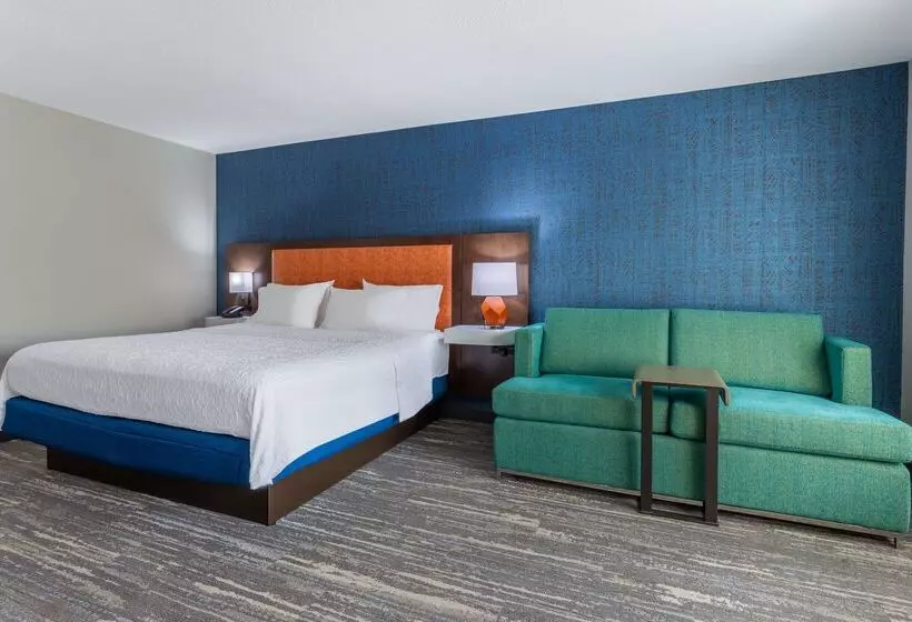 هتل Hampton Inn Sioux Falls