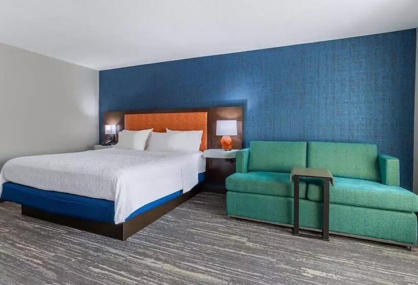 هتل Hampton Inn Sioux Falls