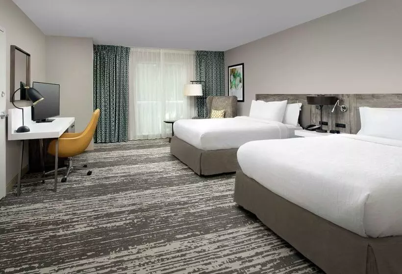 فندق Hilton Garden Inn Miami Brickell South