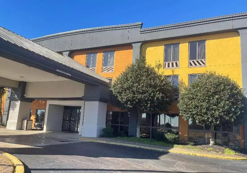 Surestay Hotel By Best Western Robinsonville Tunica Resorts