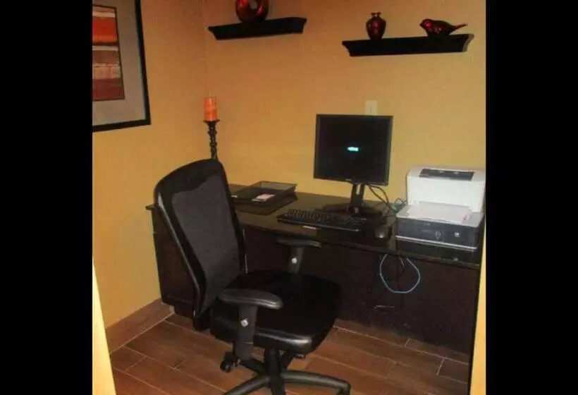 酒店 Quality Inn   Norman Near University