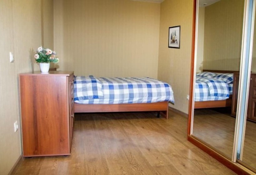 Apartment On Amurskaya St. 3