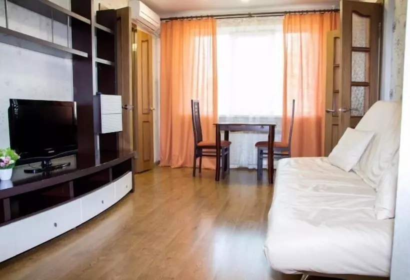Apartment On Amurskaya St. 3