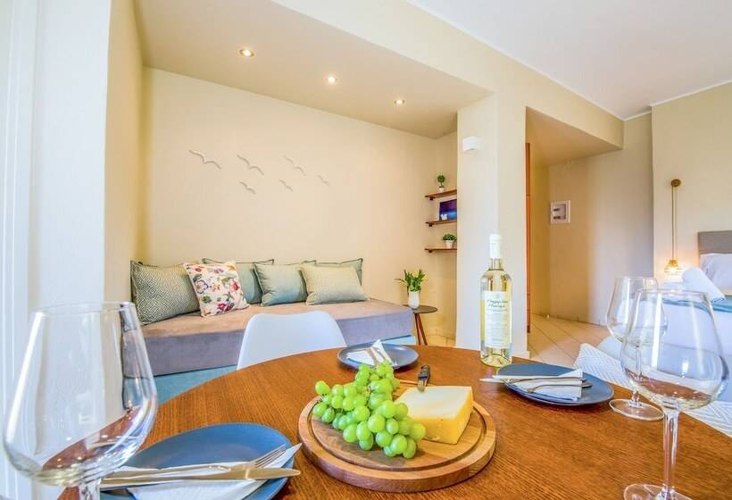 فندق Gianthea Studios And Apt