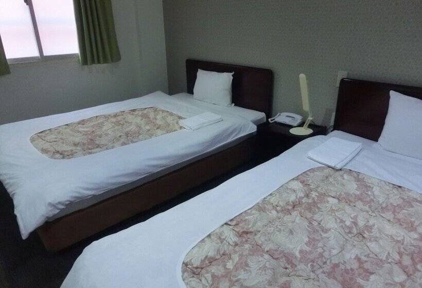 בית מלון כפרי Namba Plaza