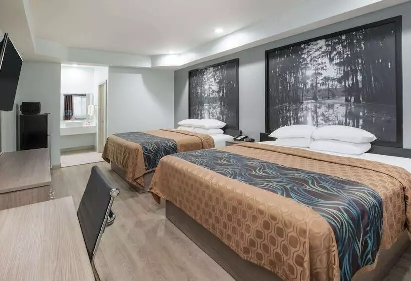 هتل Super 8 By Wyndham Humble Houston Fallcreek