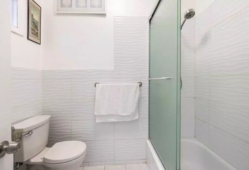 پانسیون Klo Guest House