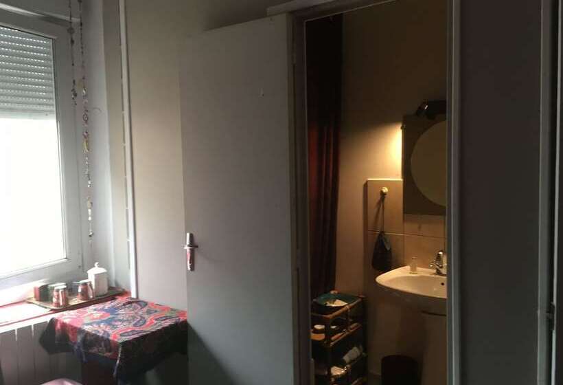 צימר Chambre De Babouchka