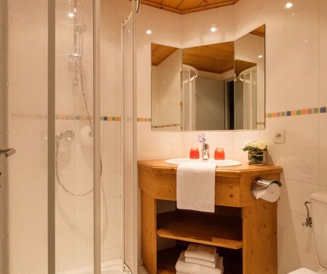 Отель Aec Vacances   Forgeassoud