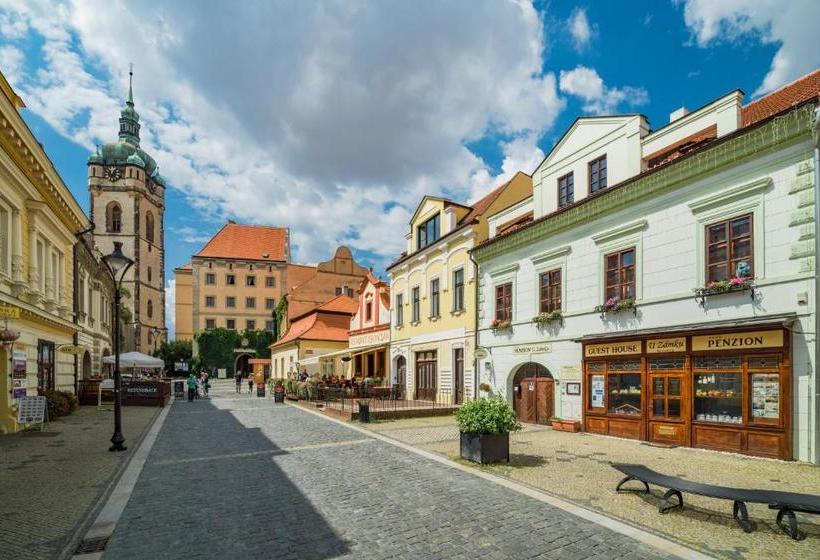 Hotel Penzion U Zámku