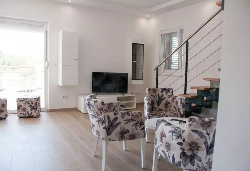 Hvar Holiday Apartments