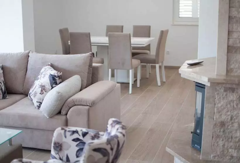 Hvar Holiday Apartments