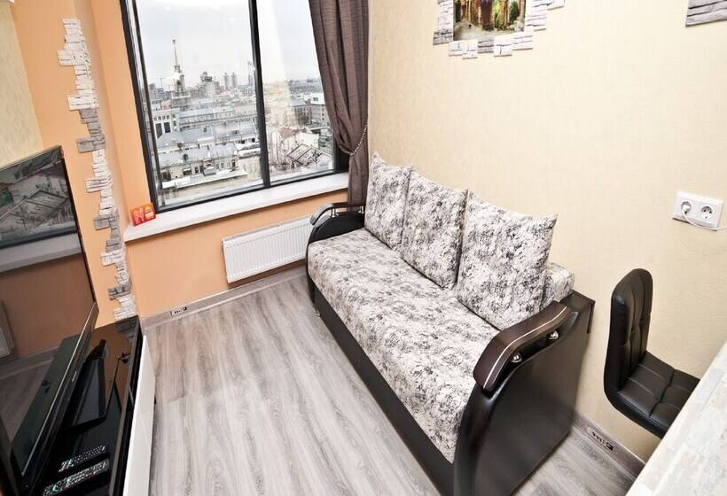 Marin Dom Na Malysheva 42a