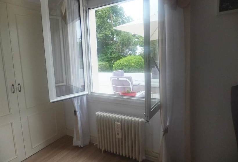 بنسيون Accueil Lafaye21