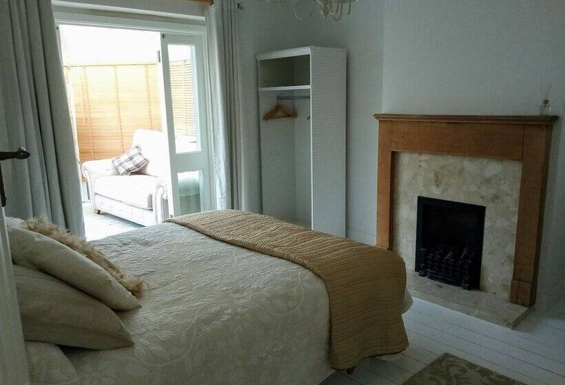 פנסיון Rooms In Guildford Surrey