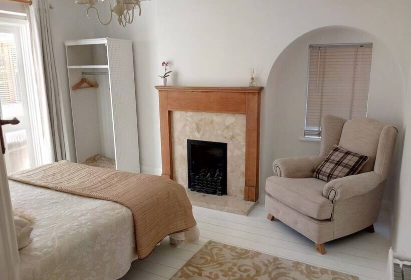 פנסיון Rooms In Guildford Surrey