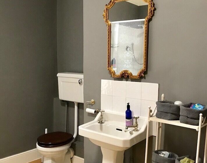 The Walton House Near City Center