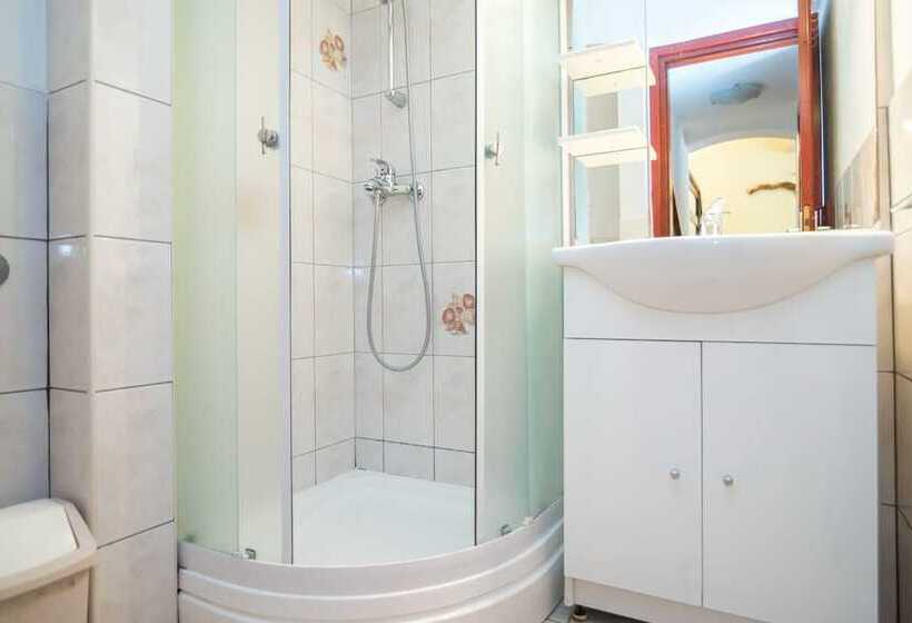 Apartments Ana & Bogdan