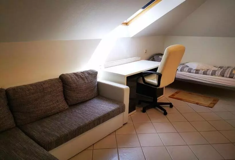 Homburg Nähe Uniklinik R