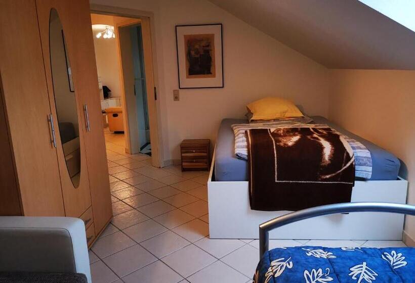 Homburg Nähe Uniklinik R