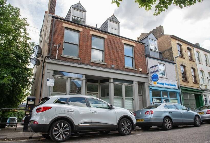 Luxurious Penthouse Heart Of Cambridge