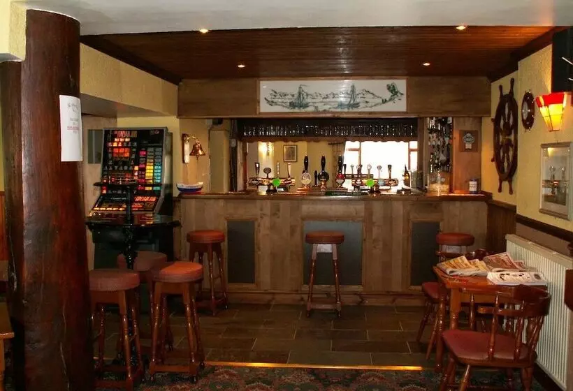 The Sloop Inn