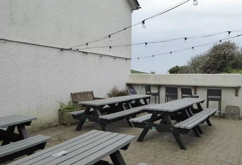 The Sloop Inn