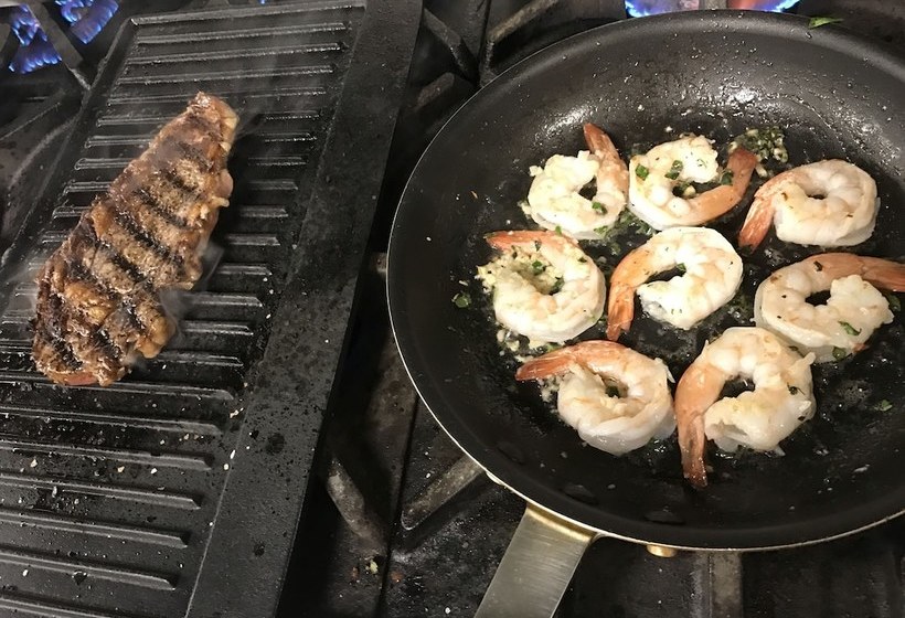 簡易ホテル The Grand Majestic Lodge