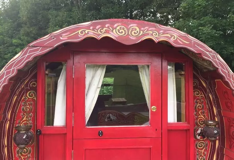 ホテル Islay @ Westcote Glamping Campsite