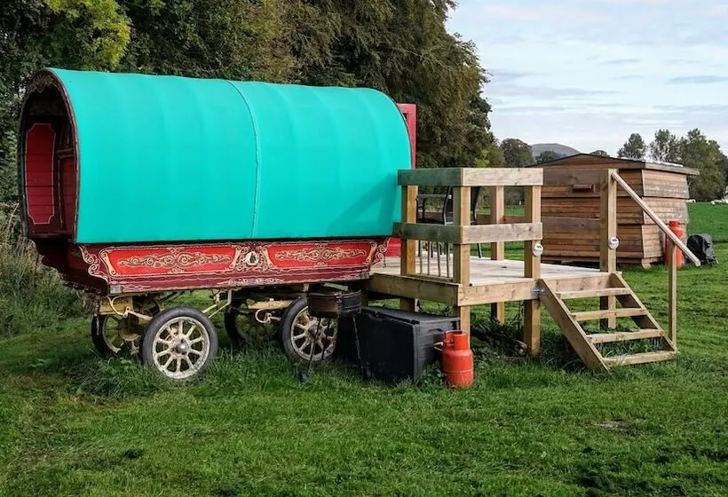 ホテル Islay @ Westcote Glamping Campsite