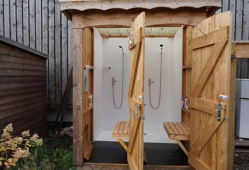 ホテル Islay @ Westcote Glamping Campsite
