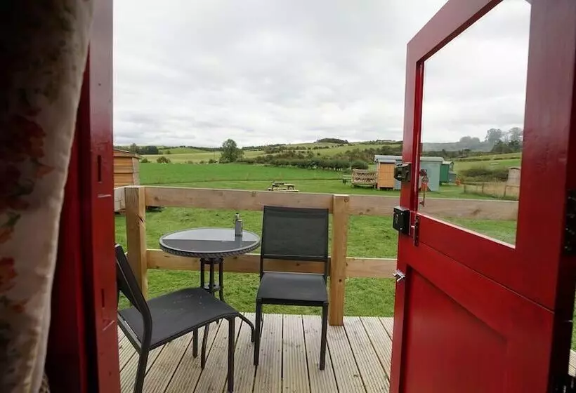 ホテル Islay @ Westcote Glamping Campsite