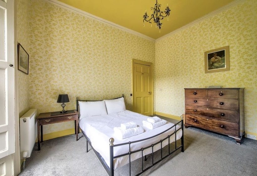 Authentic Georgian 3 Bed Smugglers Cottage