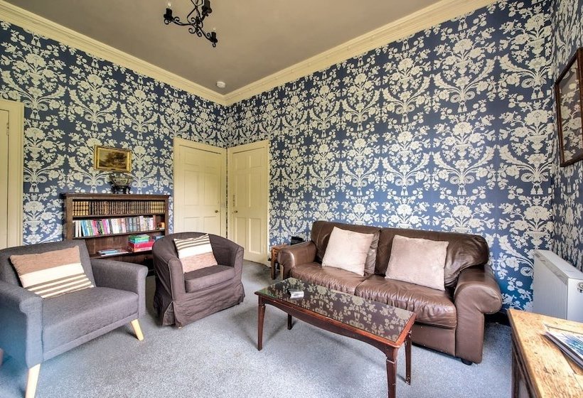 Authentic Georgian 3 Bed Smugglers Cottage