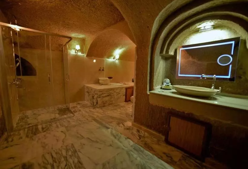 Hotelli Evanthia Cave Suites