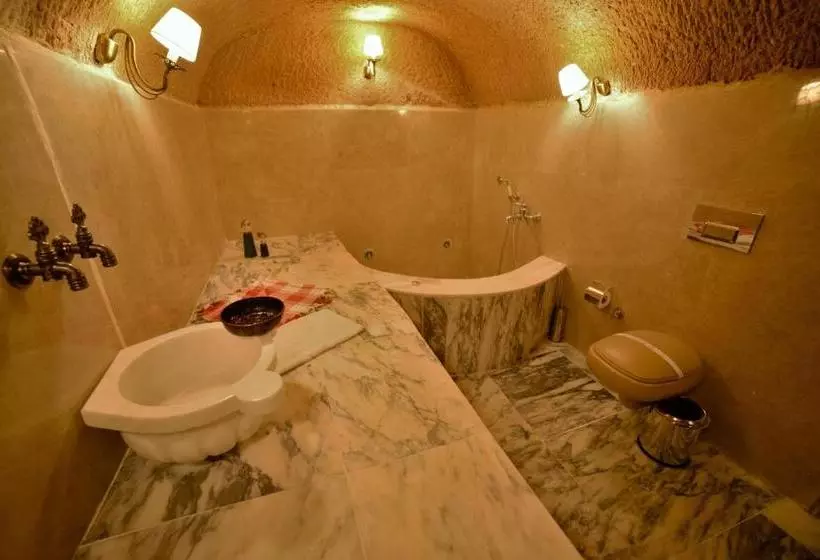 Hotelli Evanthia Cave Suites
