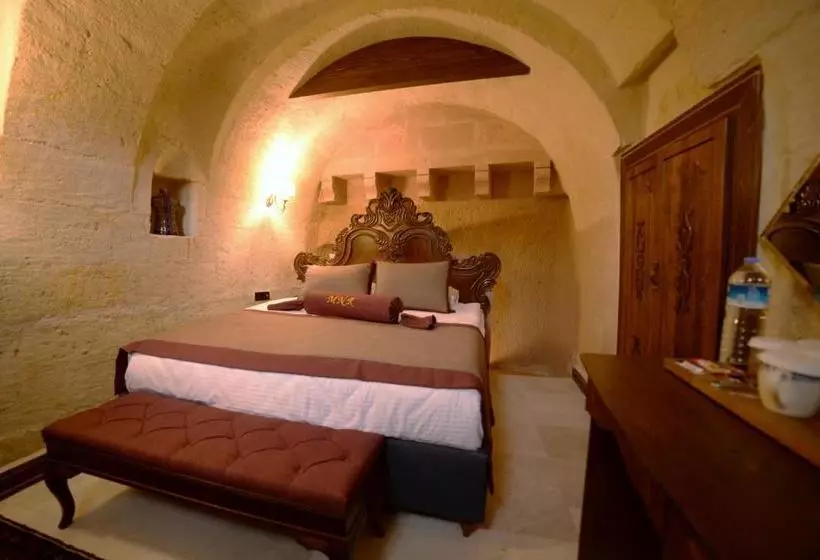 Hotelli Evanthia Cave Suites