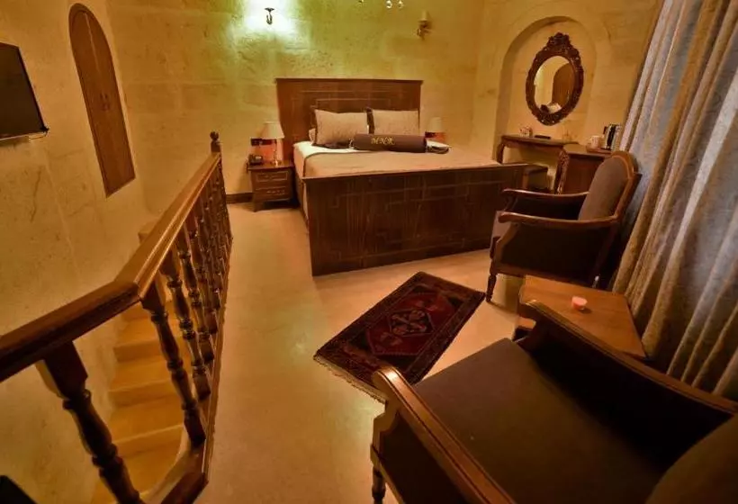Hotelli Evanthia Cave Suites