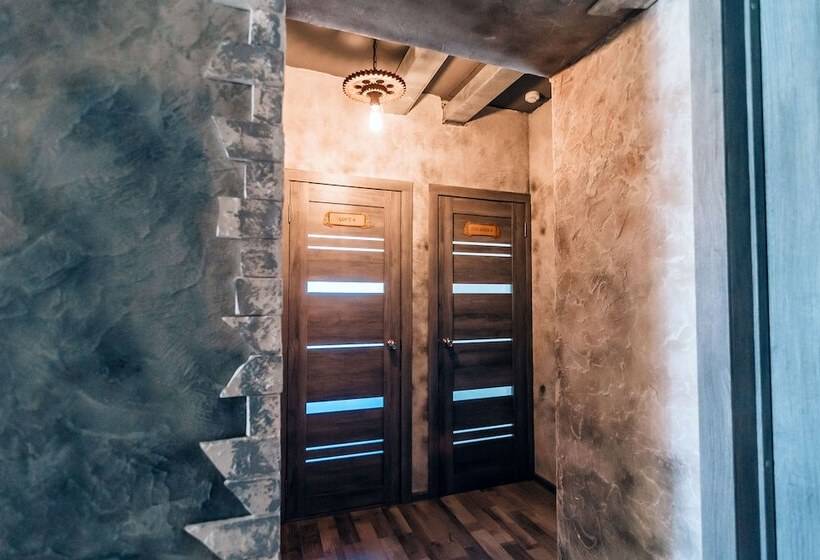 Loft Hostel&apartments