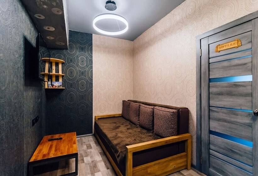 Loft Hostel&apartments