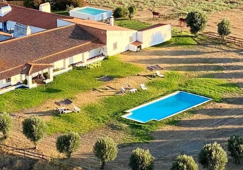 Oliveirinha Country House