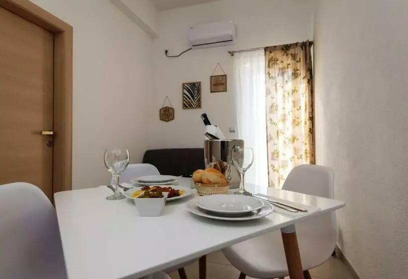 Apartmani Livaja