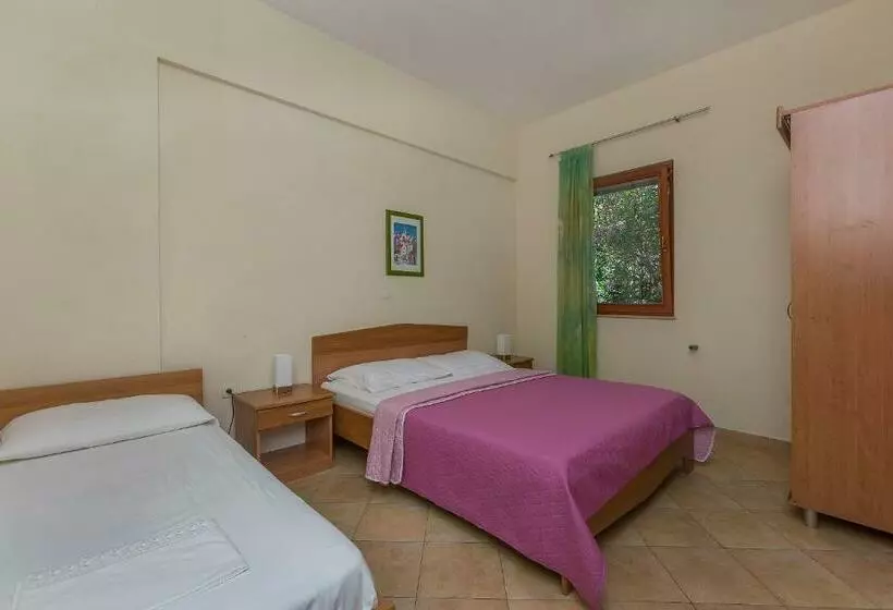 Apartments Ljiljana